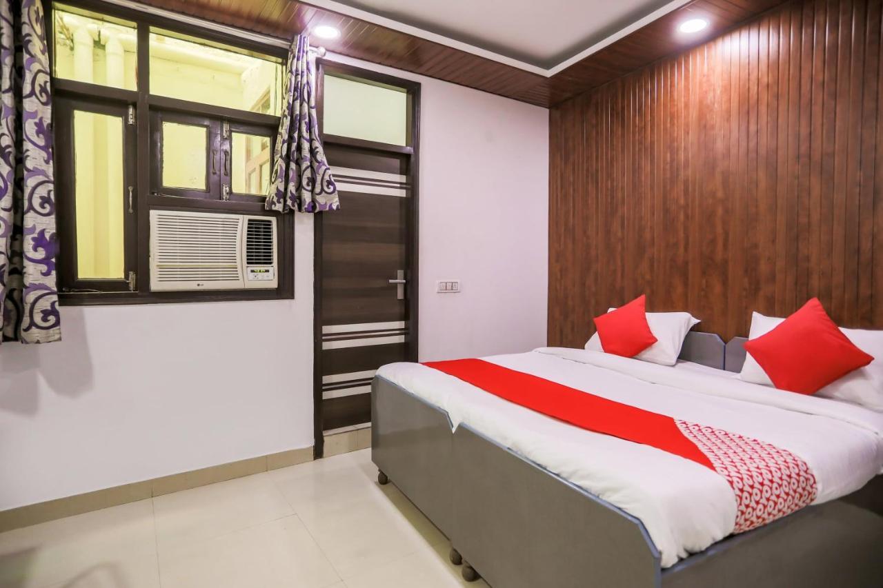 Oyo Jai Palace New Delhi Ngoại thất bức ảnh